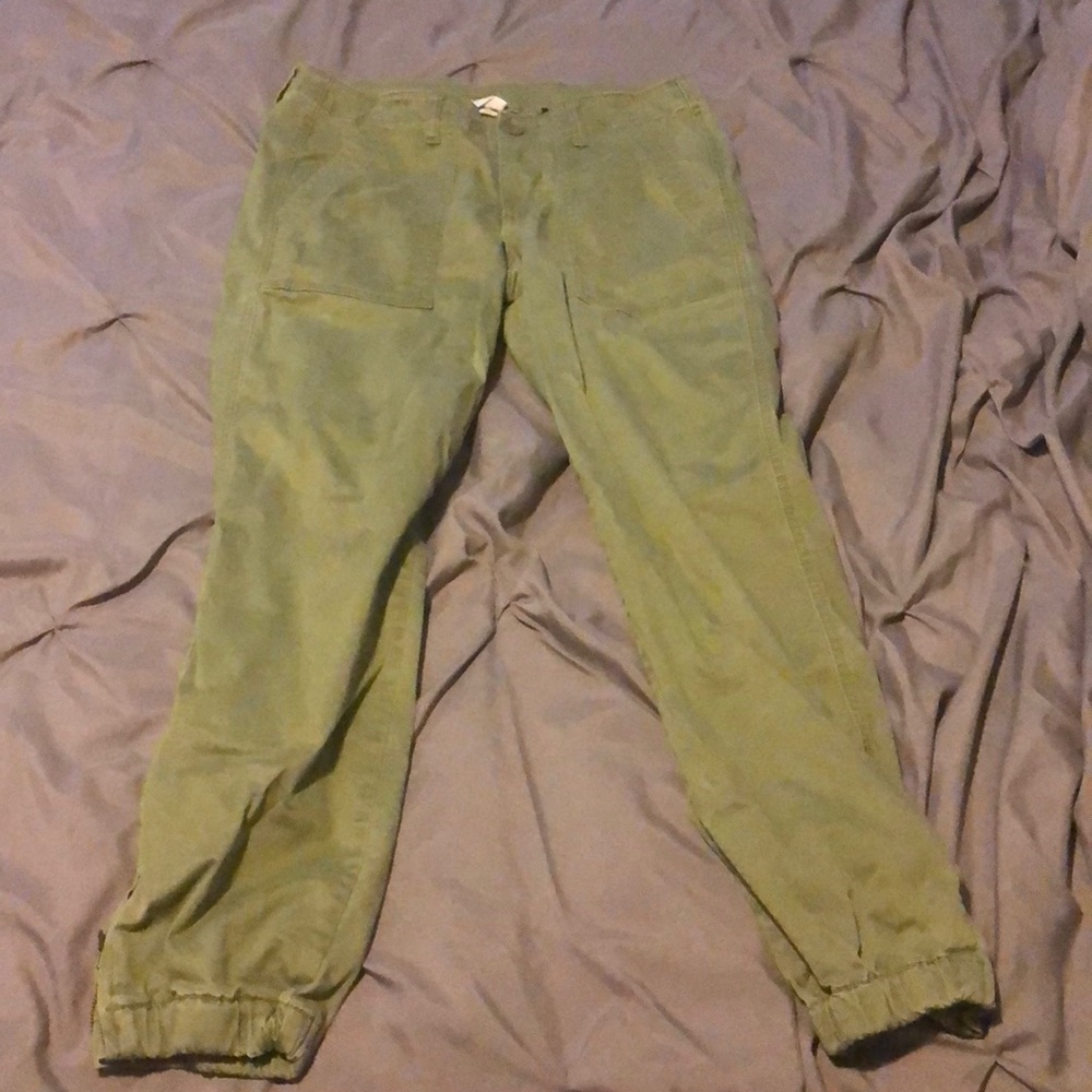 *sold on Merc* Cabi Joggers Sz 6-8